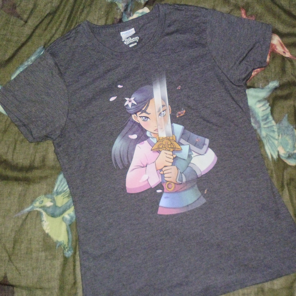 Dark gray Disney Mulan tee tshirt top sz M